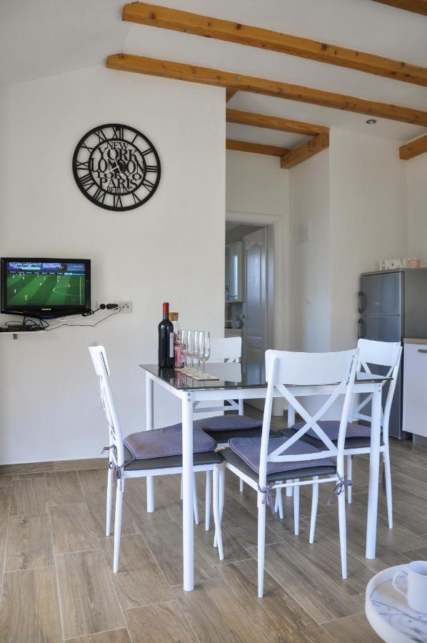 Apartmani Carnizza Ražanac Exterior foto