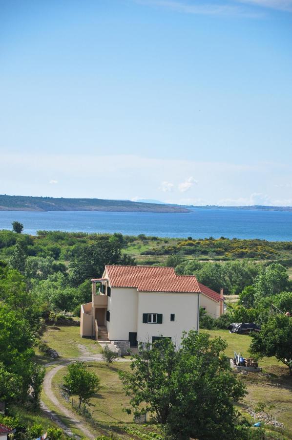 Apartmani Carnizza Ražanac Exterior foto